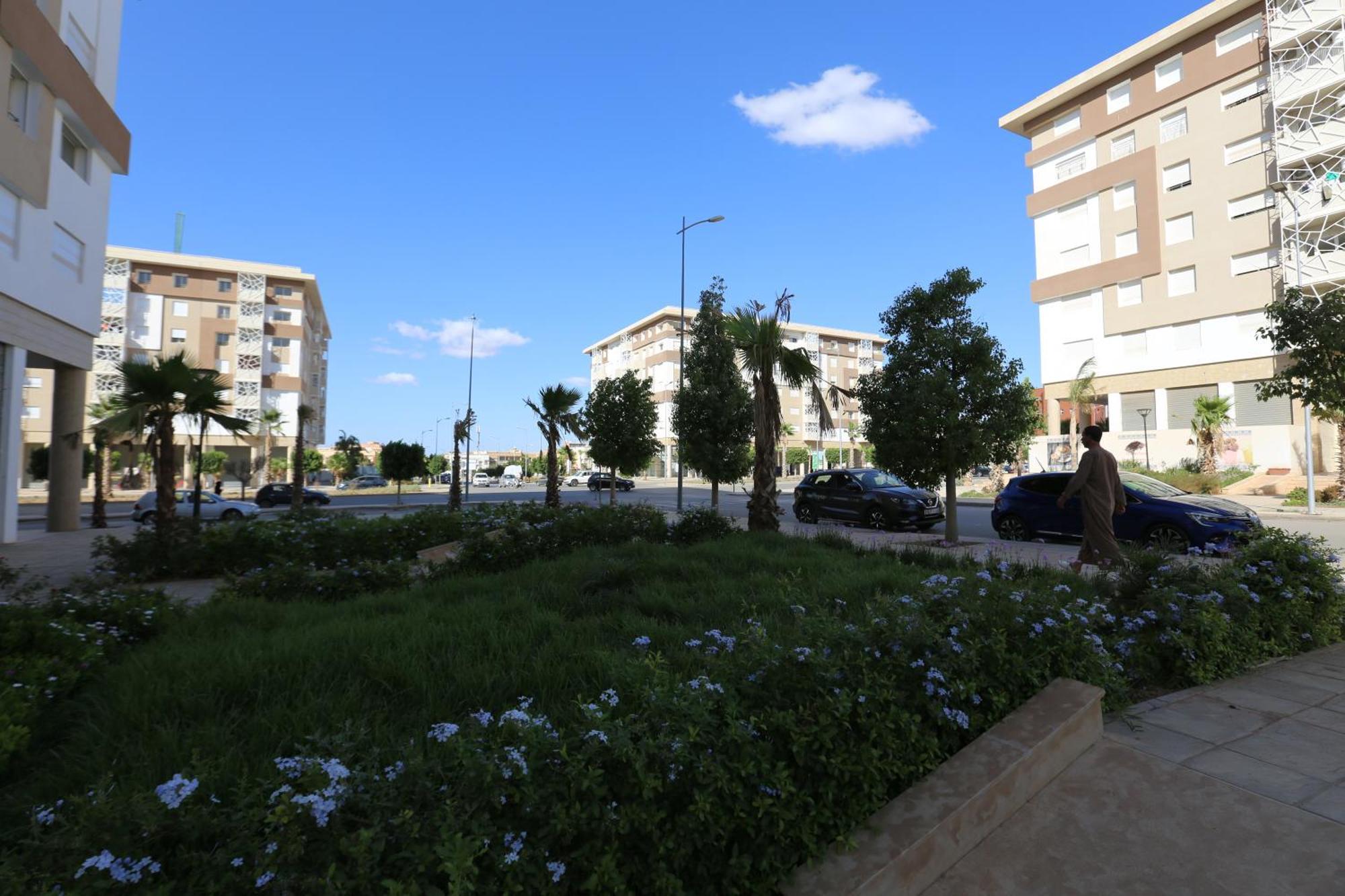 Dlx03 Lägenhet Oujda Exteriör bild